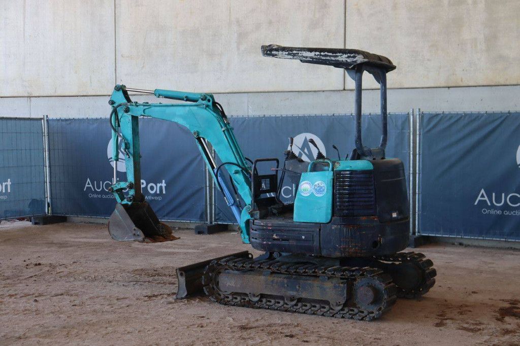 Mini excavator Takeuchi TB20R Diesel