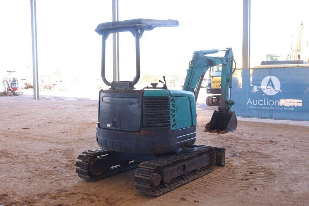 Mini excavator Takeuchi TB20R Diesel
