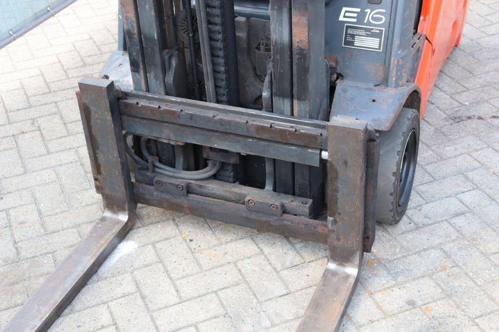 Linde E16-01 Electric Forklift 1600kg 4.5m 2014