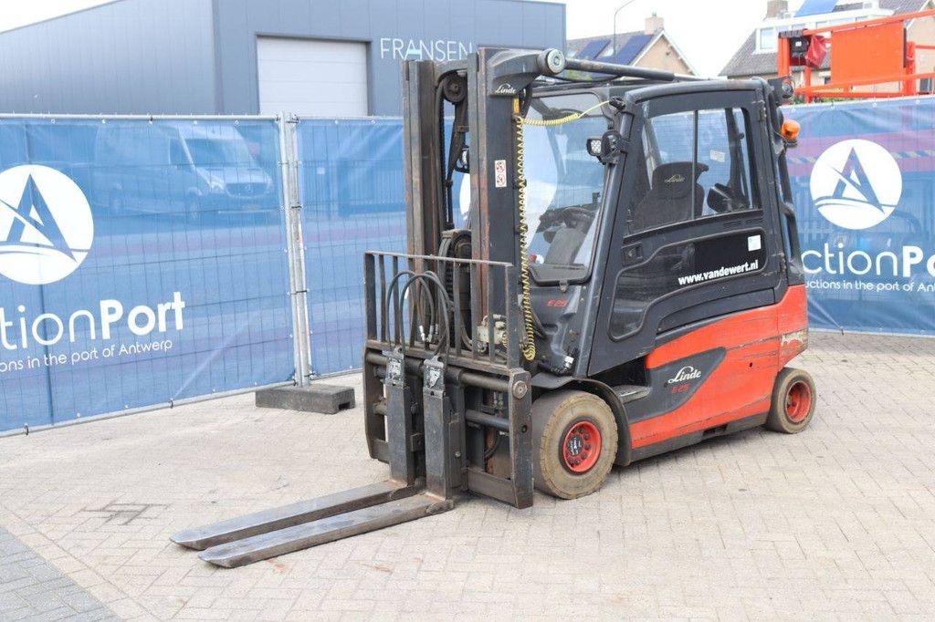Linde E25 Electric Forklift 2500kg 4.2m 2016