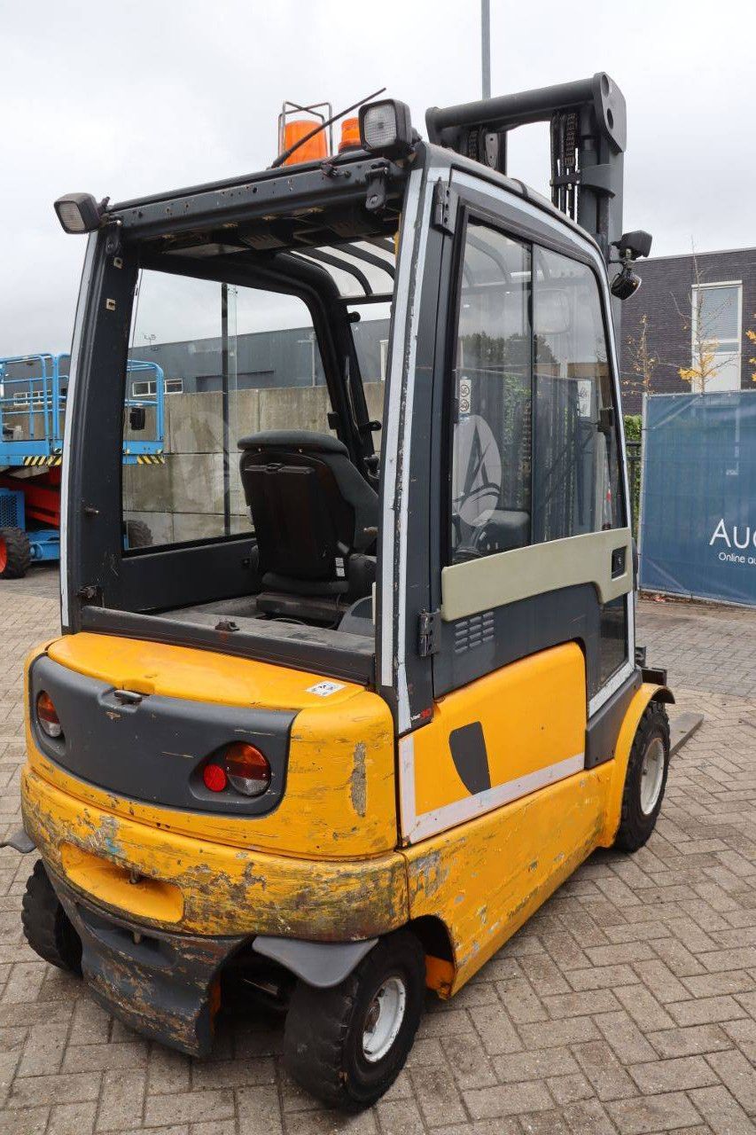Forklift Jungheinrich EFG430 Electric 1960kg 5m