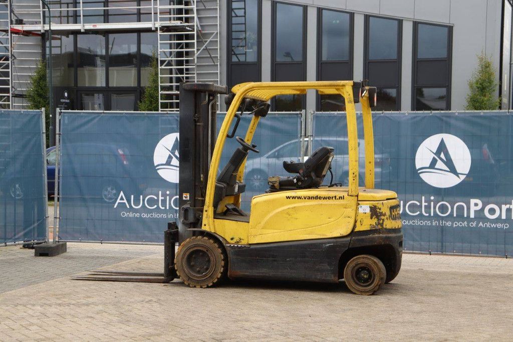 Hyster J3.0XN Elektrogabelstapler, 2330 kg, 3,2 m, Baujahr 2011