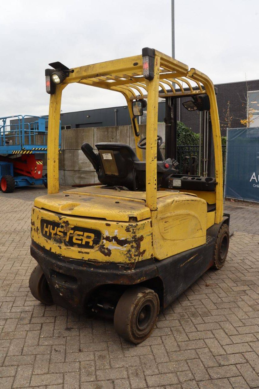 Hyster J3.0XN Elektrogabelstapler, 2330 kg, 3,2 m, Baujahr 2011