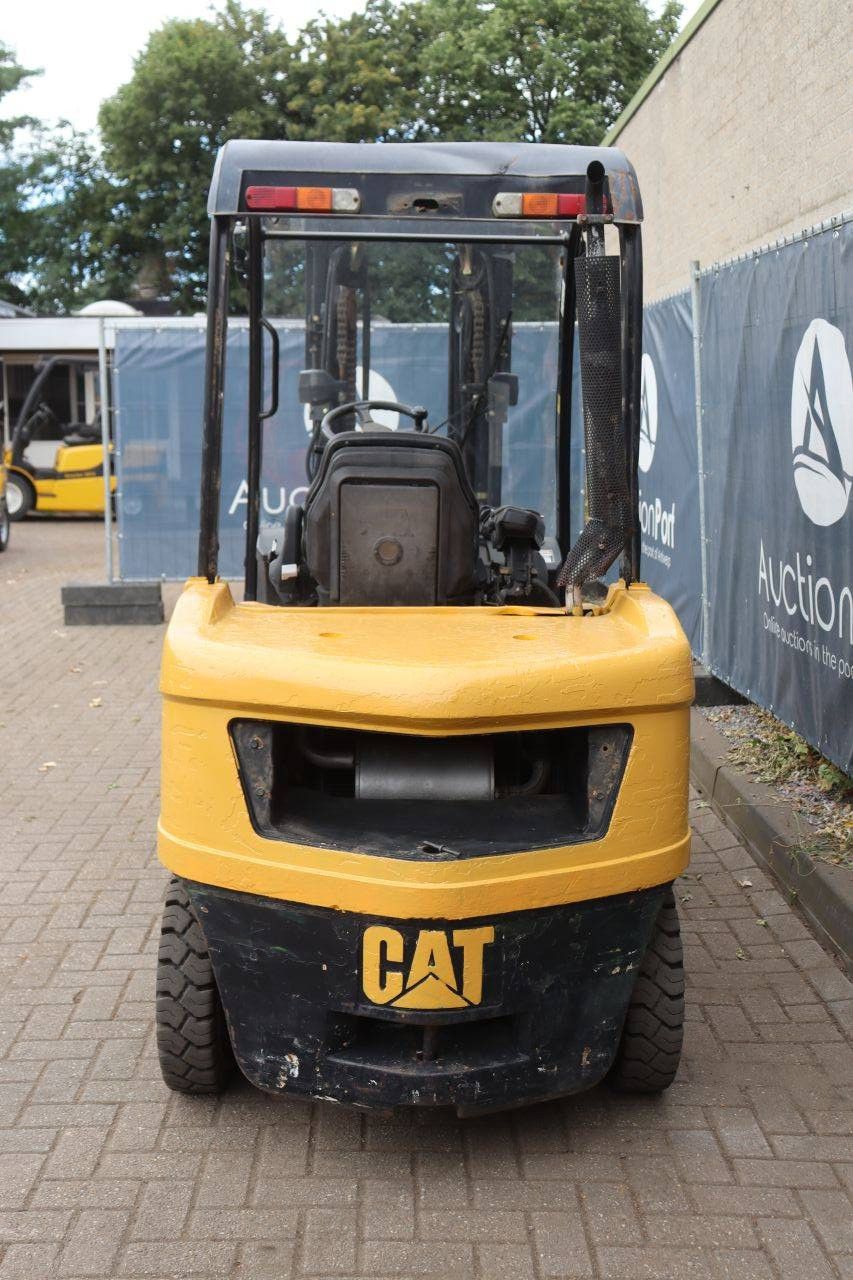 Gabelstapler Caterpillar DP30N Diesel 3000 kg 4,7 m 2005