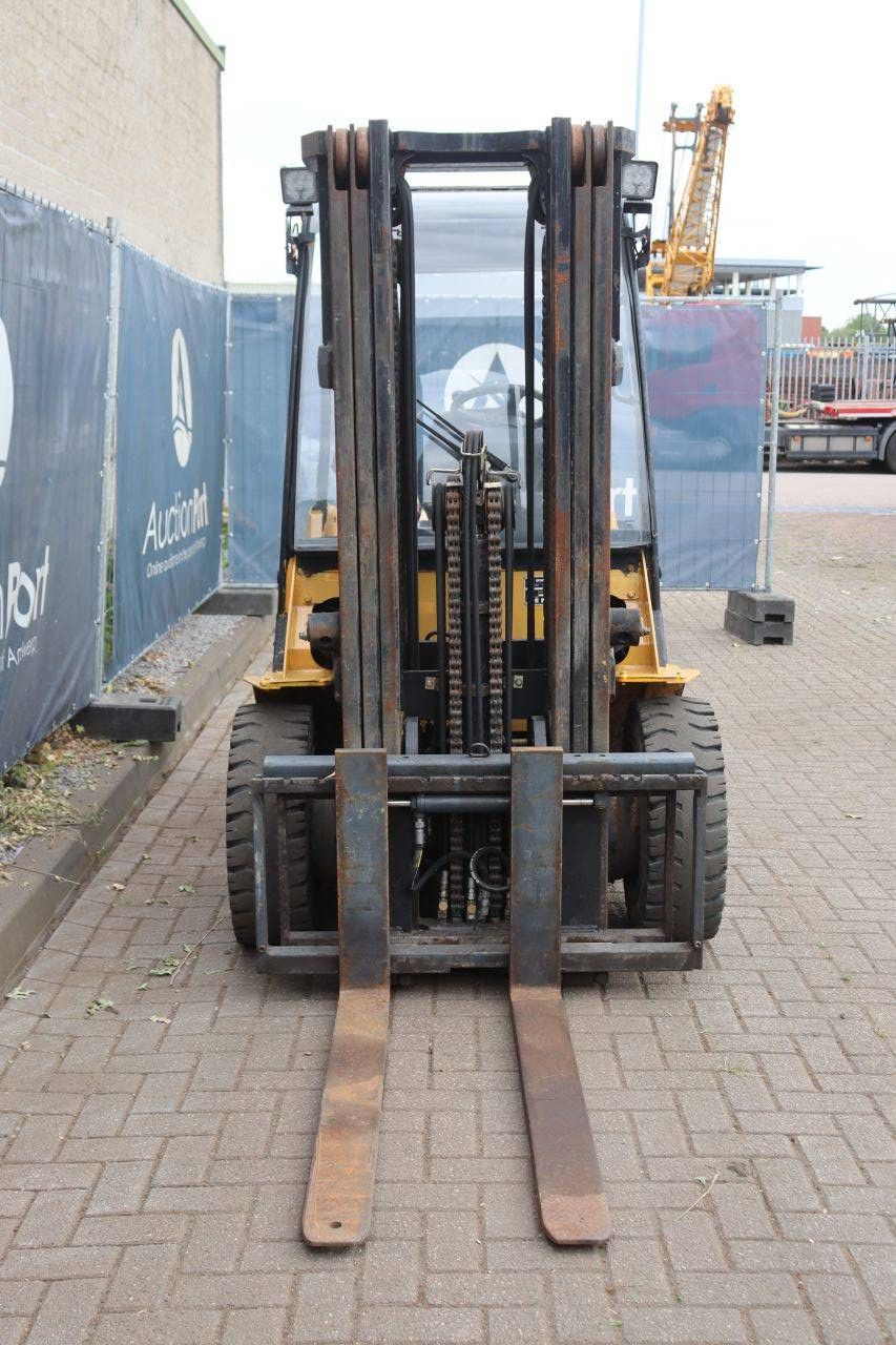 Gabelstapler Caterpillar DP30N Diesel 3000 kg 4,7 m 2005