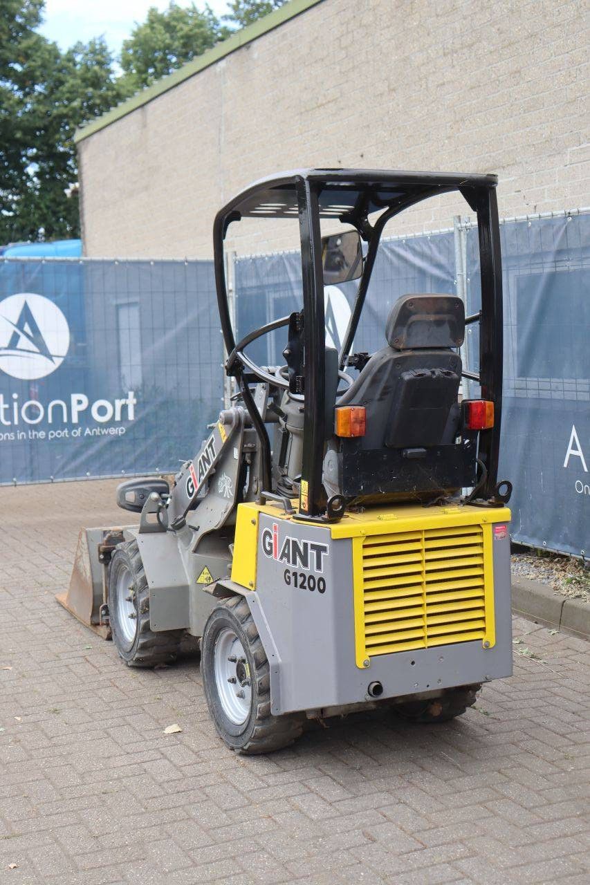 Articulated loader Giant D254SW Diesel 16kW 2015
