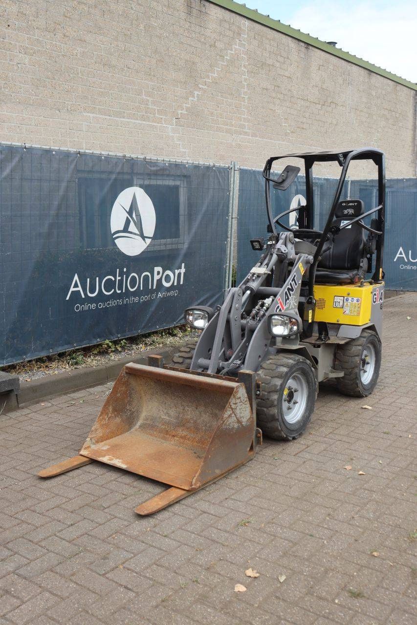 Articulated loader Giant D254SW Diesel 16kW 2015