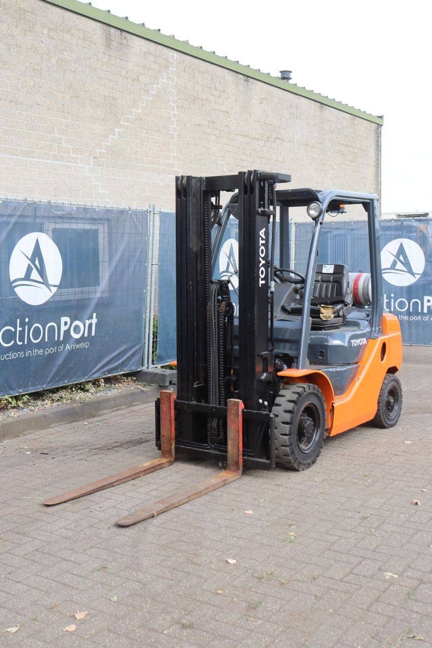 Forklift Toyota 02-8FGF25 LPG 2500kg 4.7m 2018