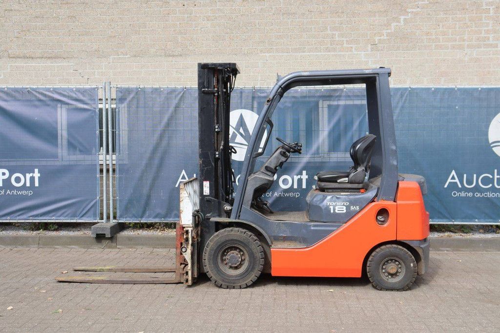 Forklift Toyota 02-8FDF18 Diesel 1750kg 4.7m 2013