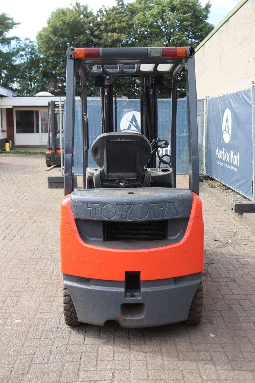 Forklift Toyota 02-8FDF18 Diesel 1750kg 4.7m 2013