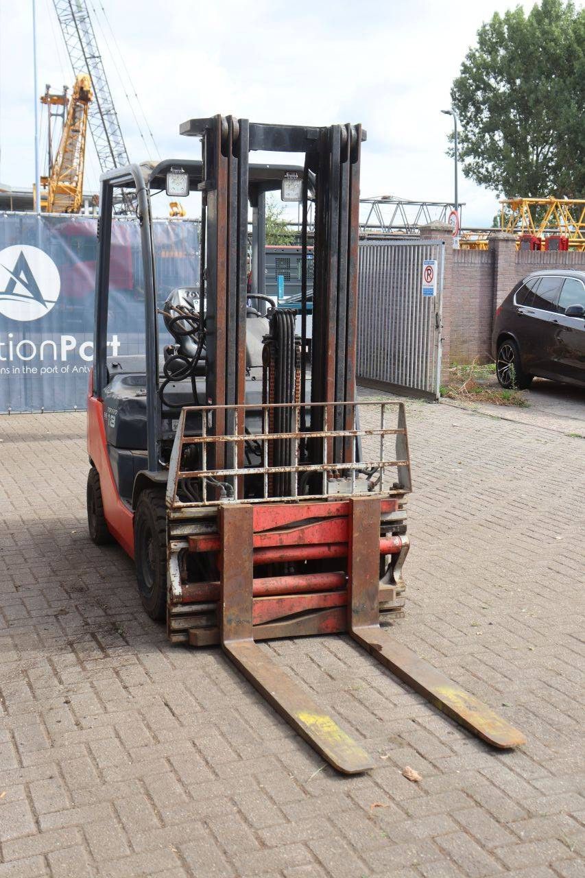 Forklift Toyota 02-8FDF18 Diesel 1750kg 4.7m 2013