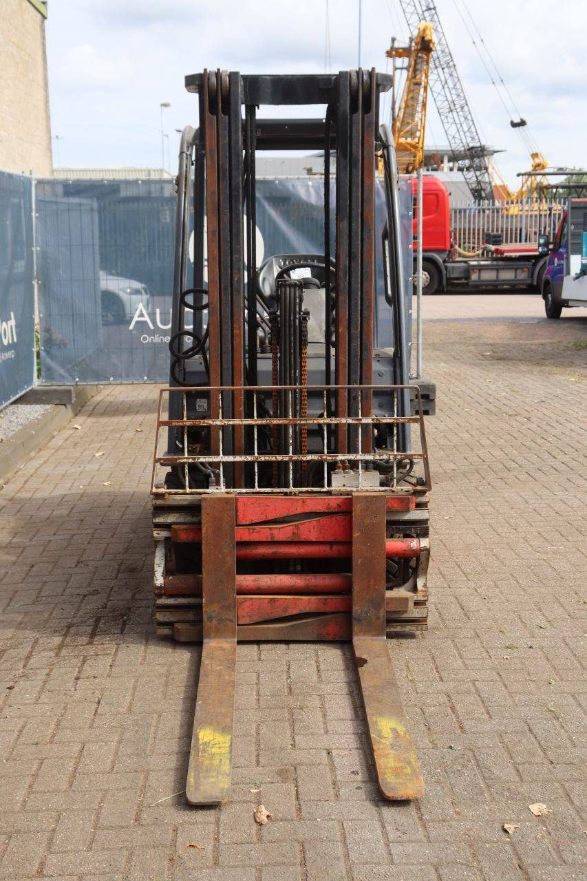 Forklift Toyota 02-8FDF18 Diesel 1750kg 4.7m 2013
