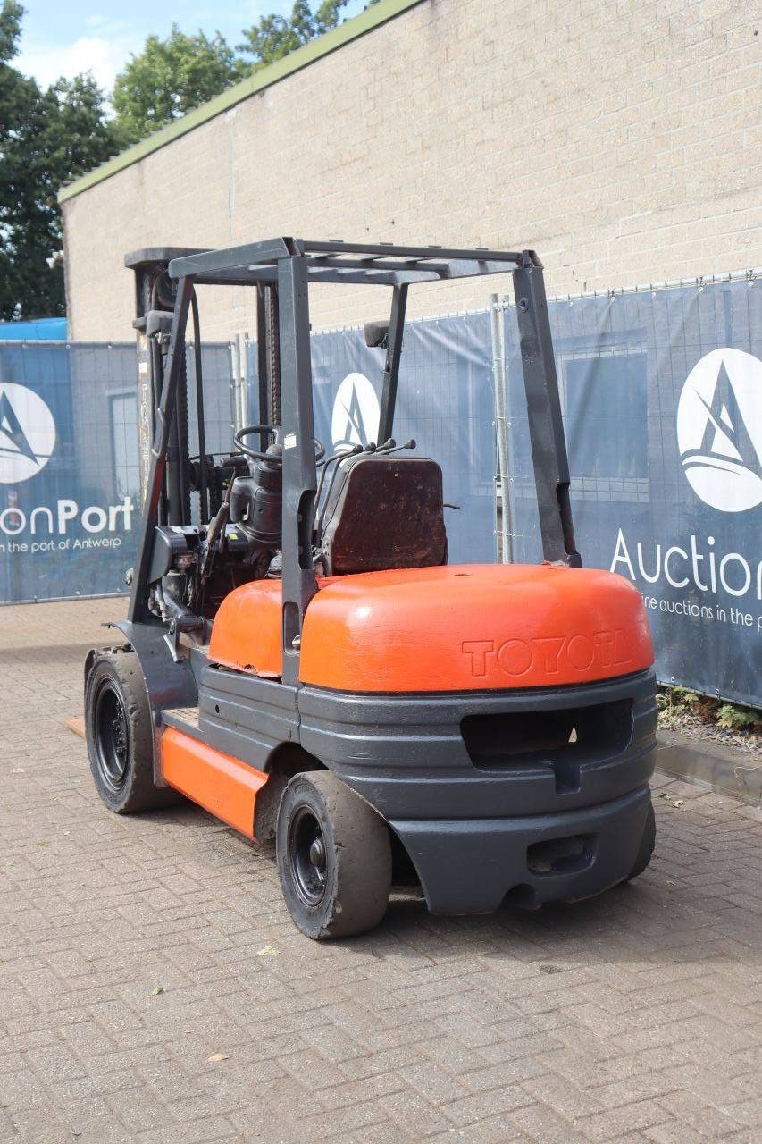 Forklift Toyota 02 6FDF 30 Diesel 3000kg 4.3m 1996