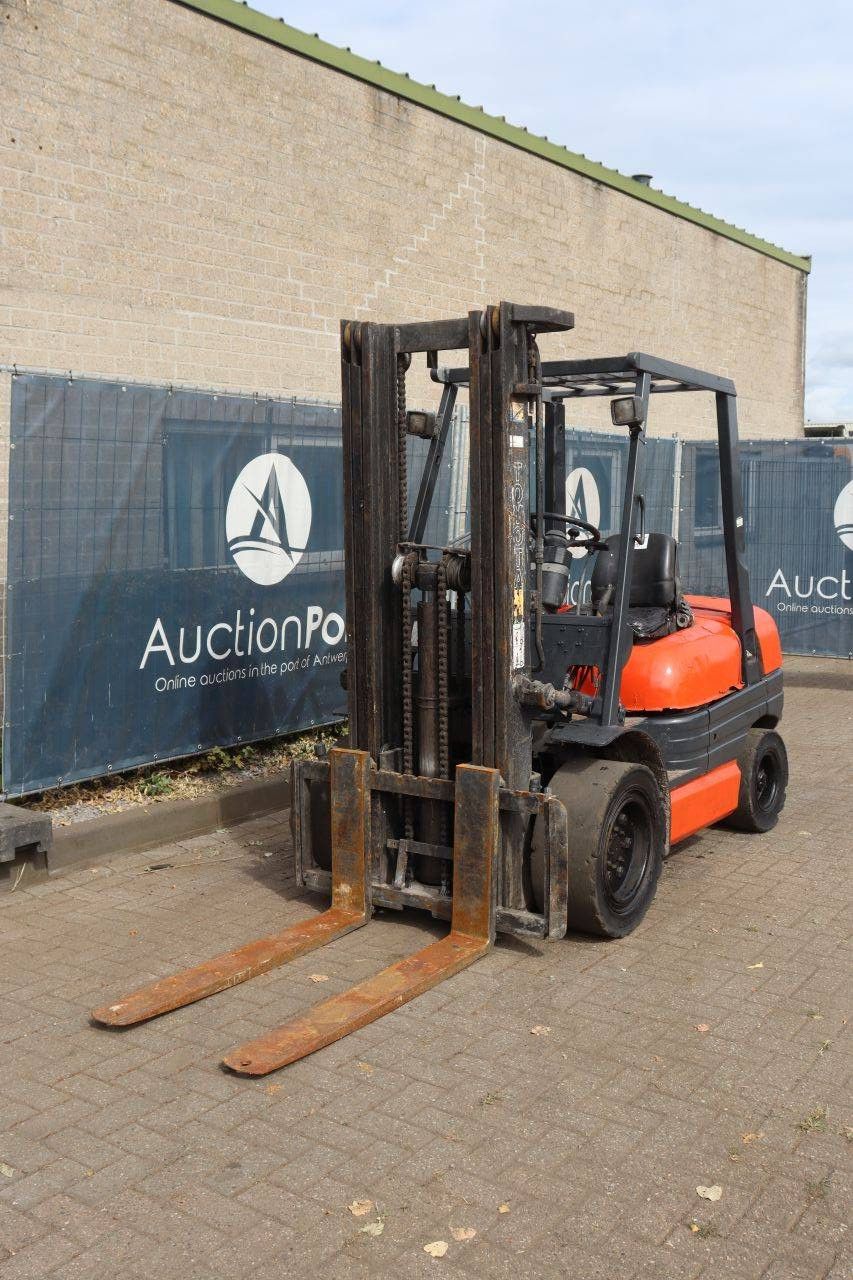 Forklift Toyota 02 6FDF 30 Diesel 3000kg 4.3m 1996