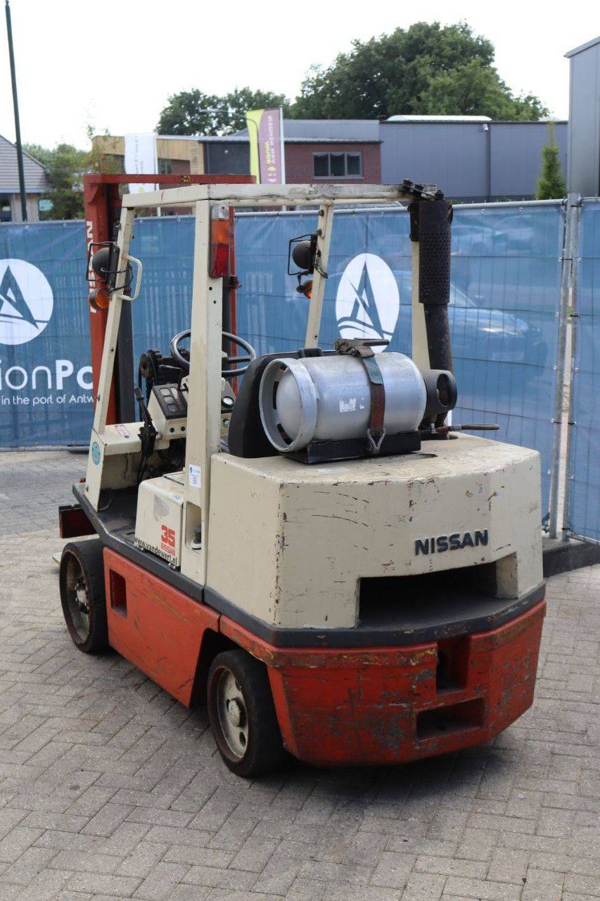 Forklift Nissan KCUGH02F350 LPG 2250kg 3.1m 1995