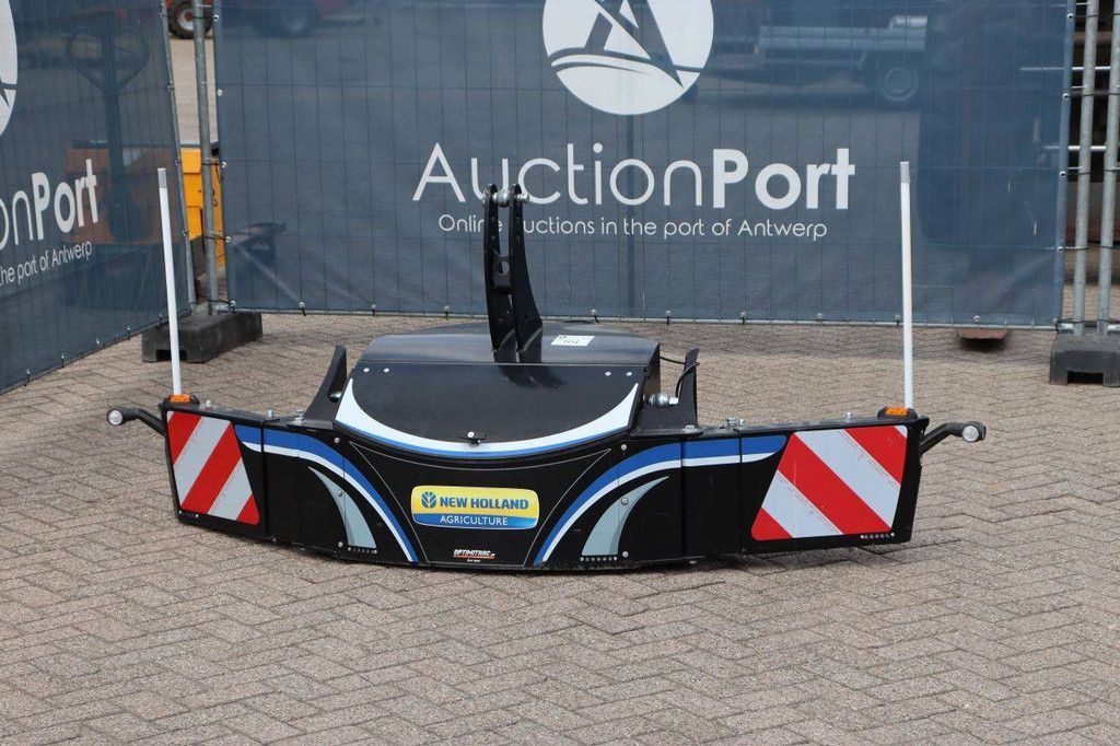 Tractor Bumper New Holland SW800 2022