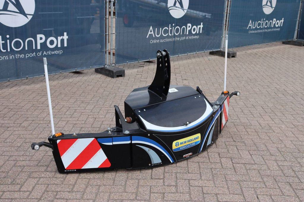 Tractor Bumper New Holland SW800 2022