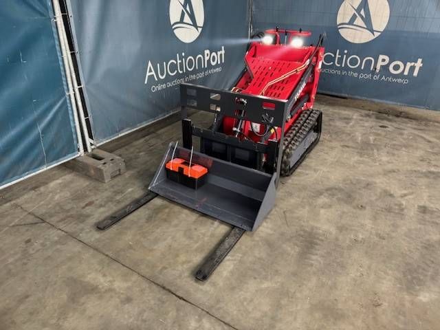Skid steer loader Nuoman T330XL Red Diesel 2025 New