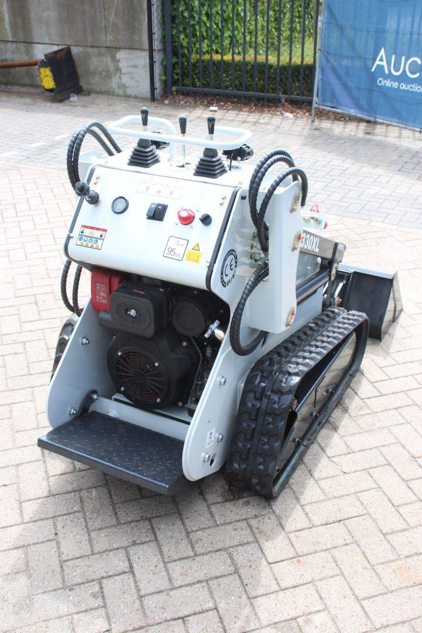 Skid steer loader T330XL Diesel 7.6kW 2026 New