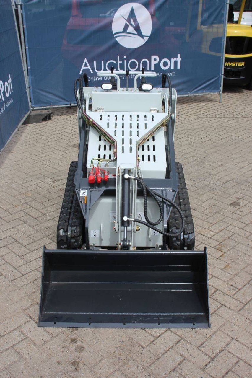 Skid steer loader T330XL Diesel 7.6kW 2026 New