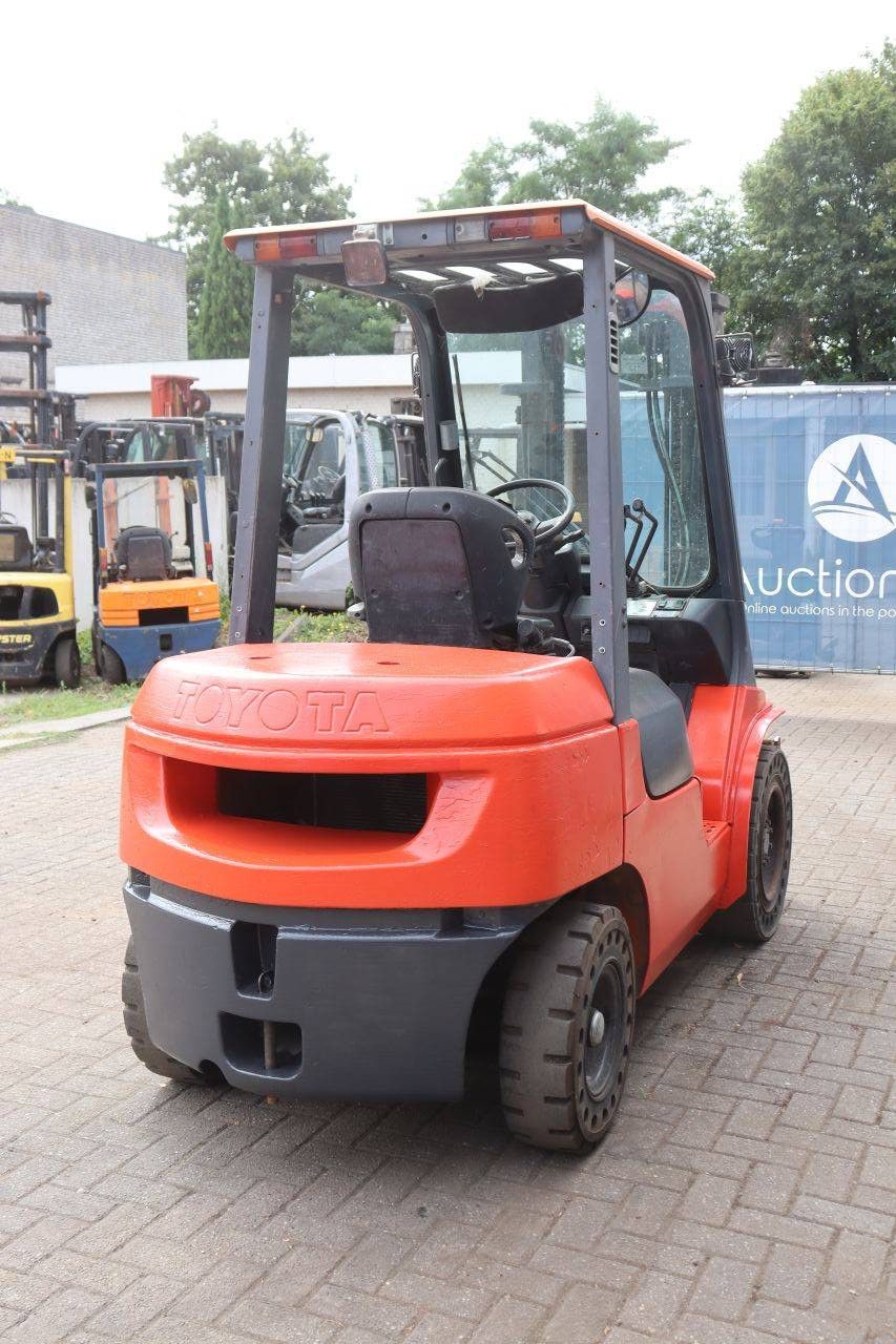 Gabelstapler Toyota 62-7FDF30 Diesel 3000kg 3,3m 2000