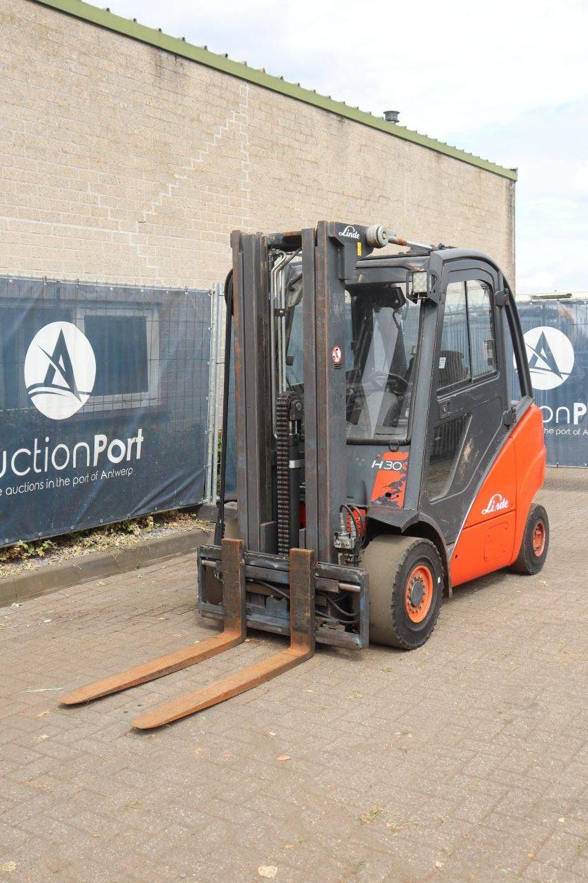 Forklift Linde H30D Diesel 3000kg 7m 2006