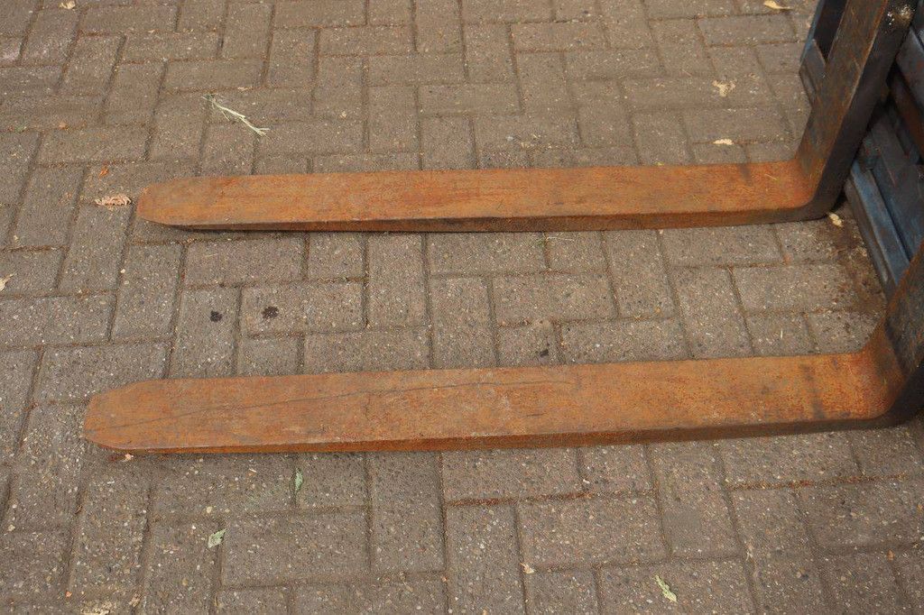Forklift Linde H30D Diesel 3000kg 7m 2006