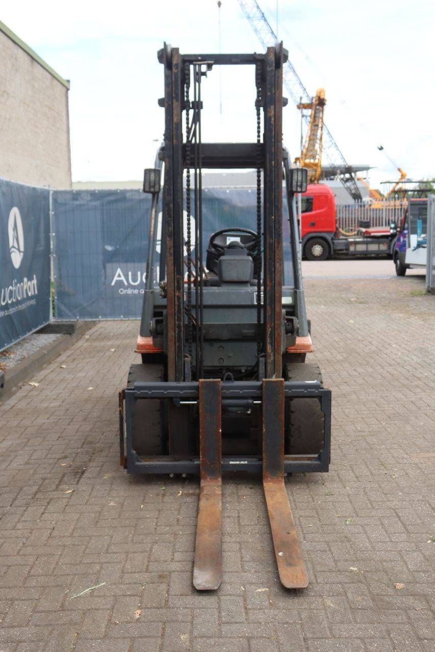 Forklift Toyota 02-7FDF30 Diesel 3000kg 4.0m 2002