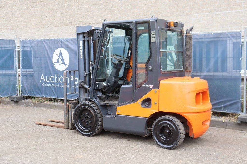 Doosan D30S-5 Diesel-Gabelstapler 3000 kg 3,3 m 2013