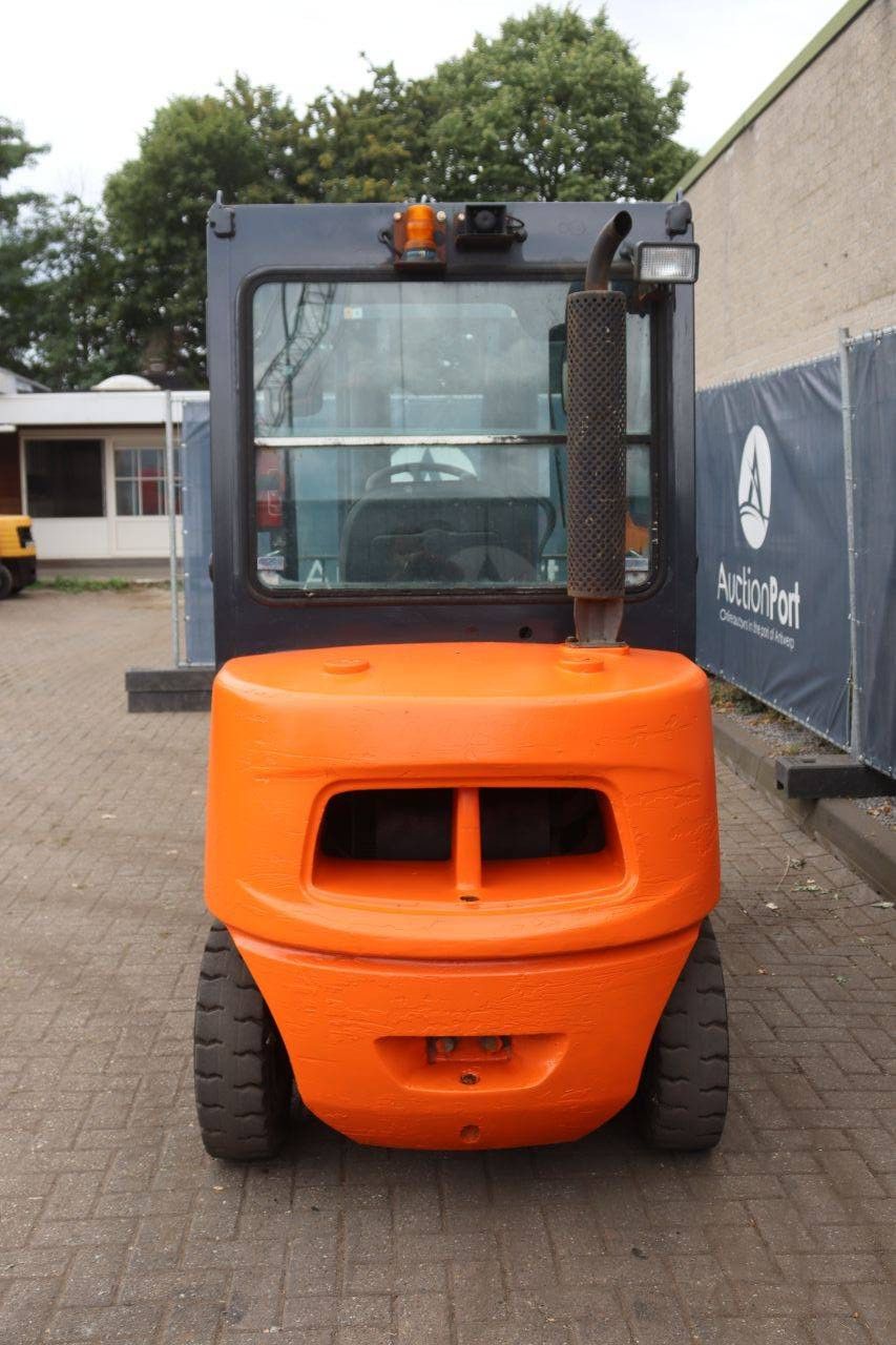 Doosan D30S-5 Diesel-Gabelstapler 3000 kg 3,3 m 2013