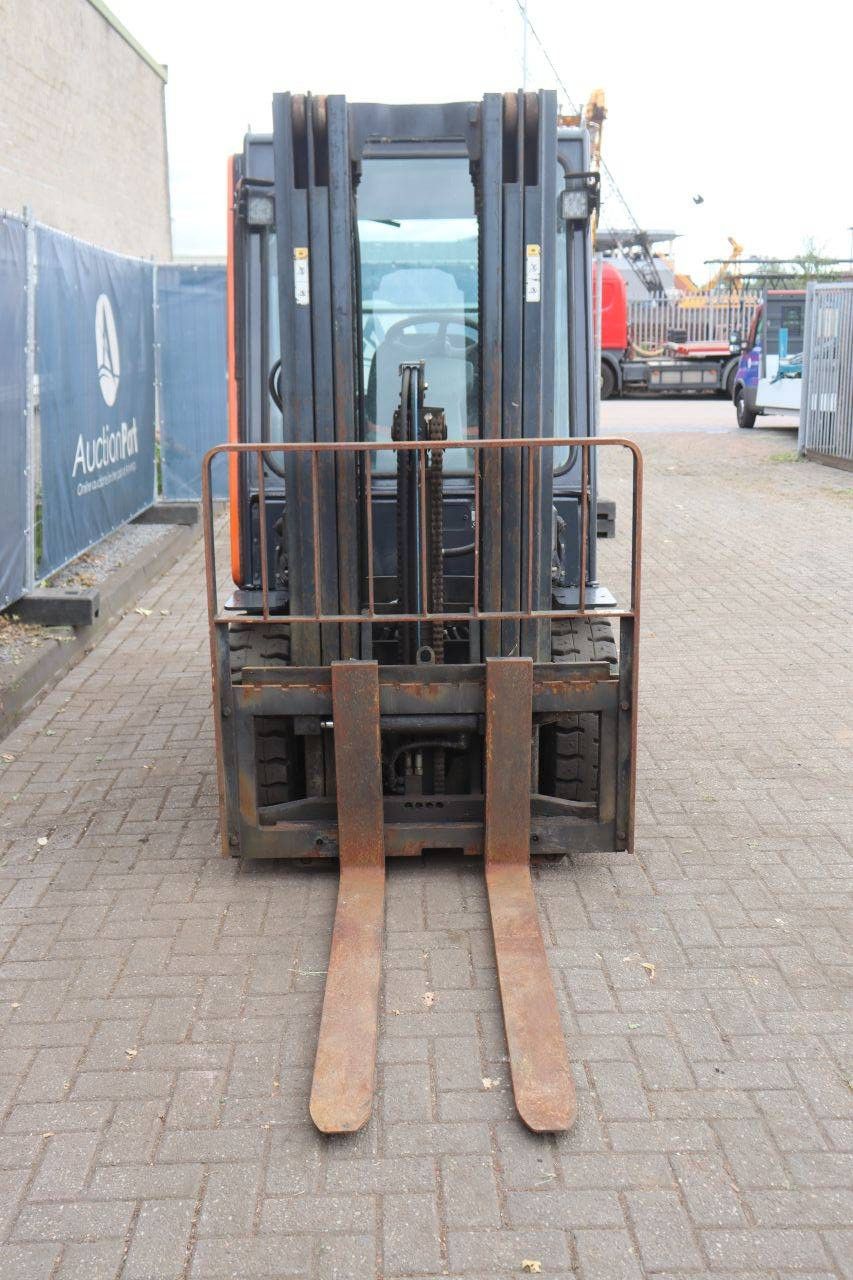 Doosan D30S-5 Diesel-Gabelstapler 3000 kg 3,3 m 2013