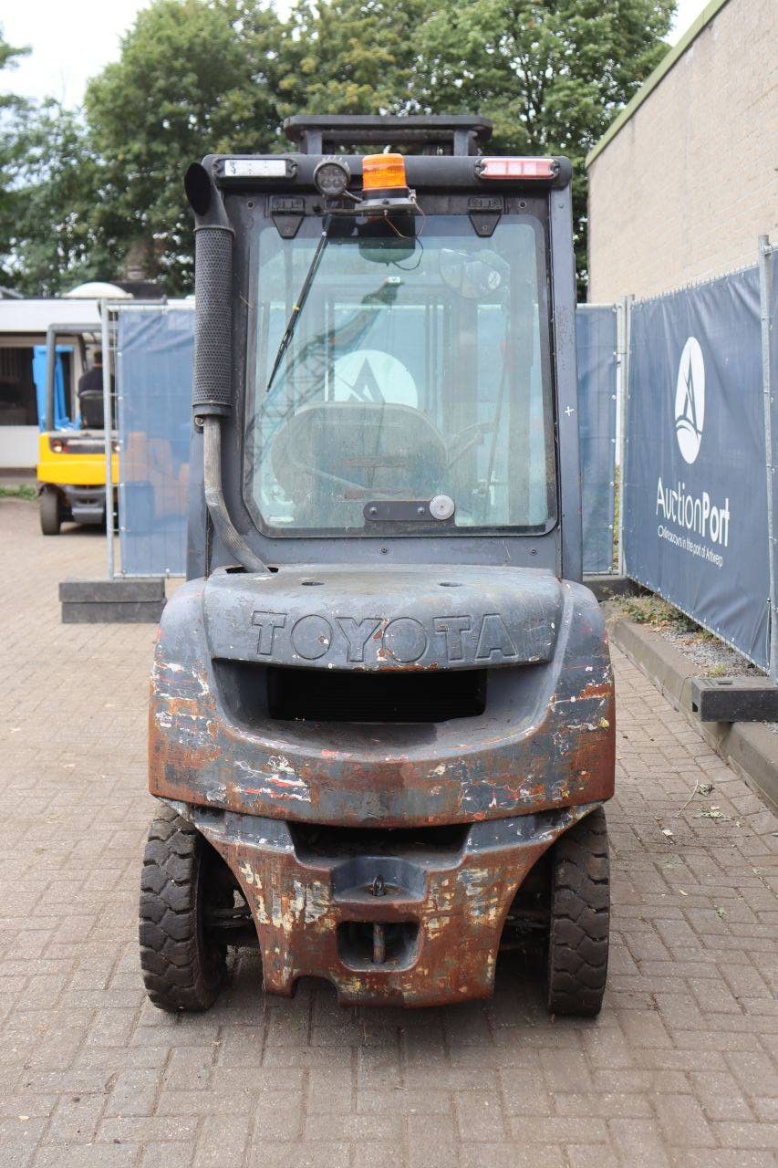 Forklift Toyota 02-8FDF20 Diesel 2000kg 4.0m 2018