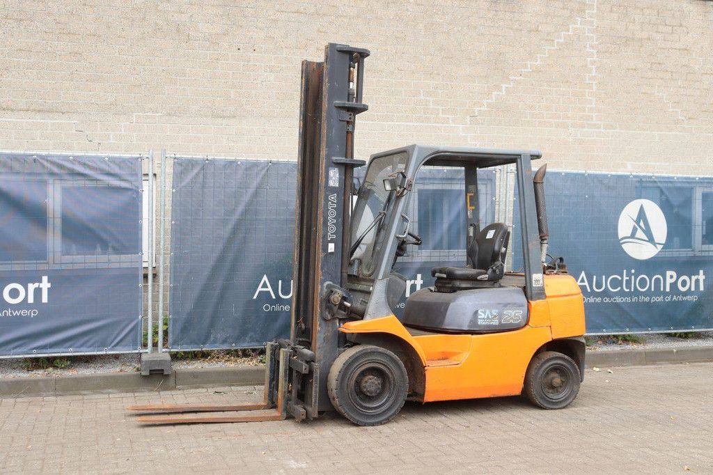 Heftruck Toyota 42-7FGF25 LPG 2500kg 4.7m 2004