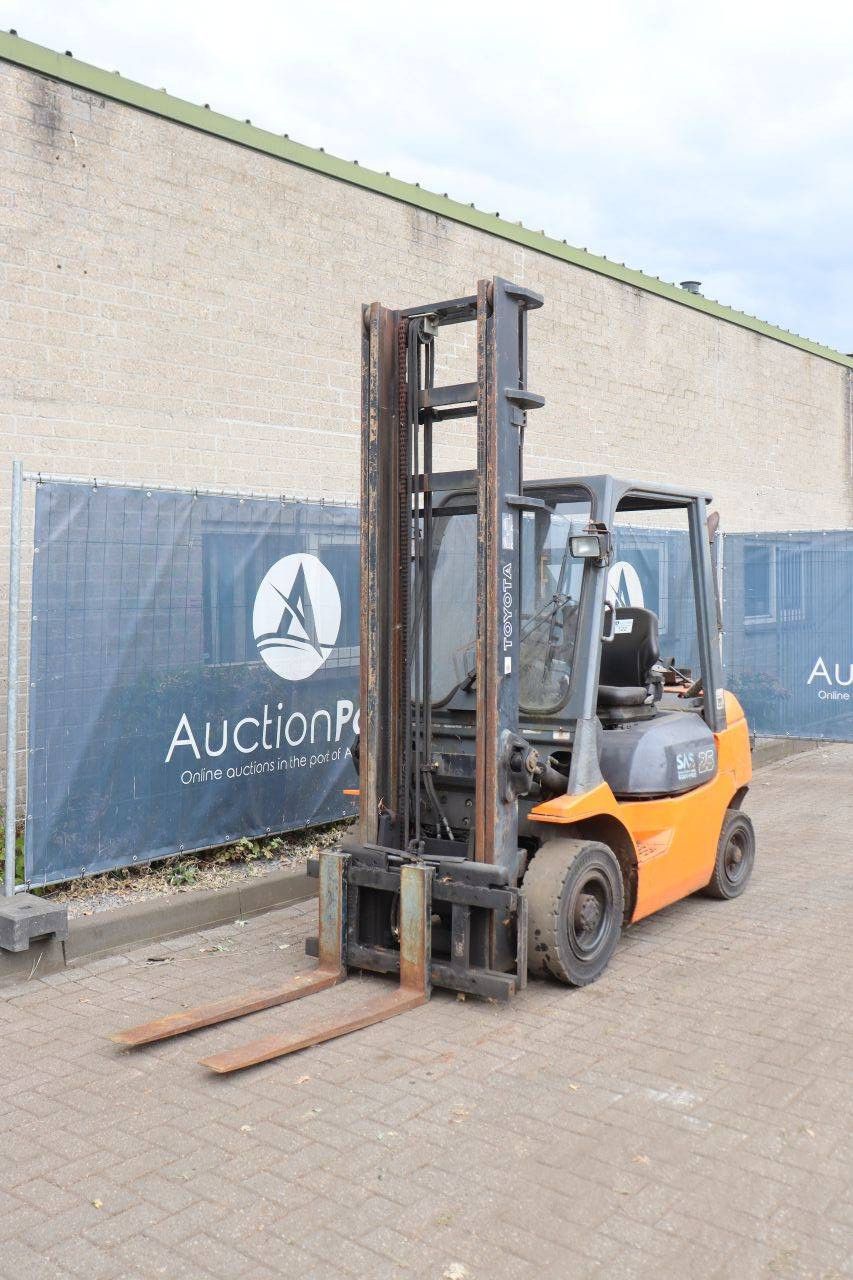 Heftruck Toyota 42-7FGF25 LPG 2500kg 4.7m 2004