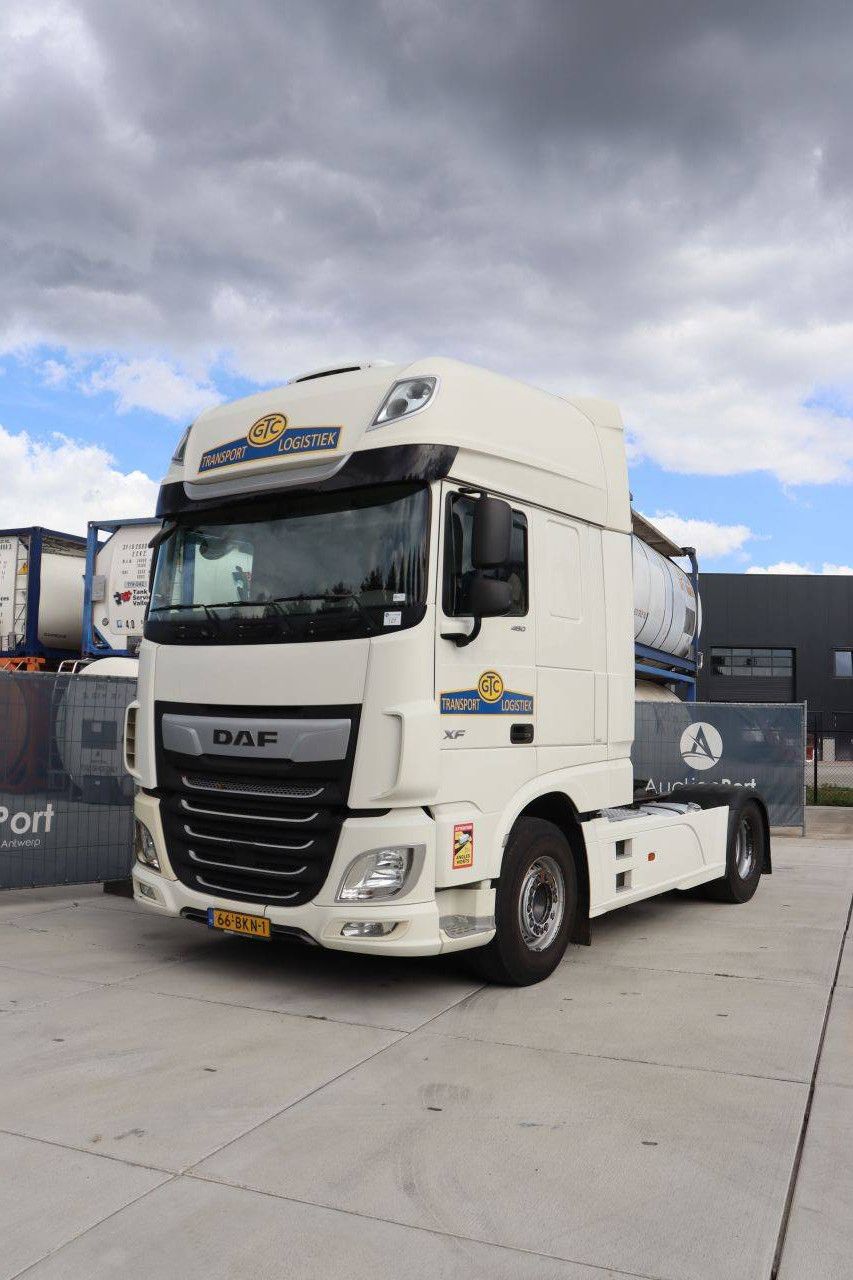 Fahrgestell mit Fahrerhaus DAF XF480FT Diesel 484 PS 2018