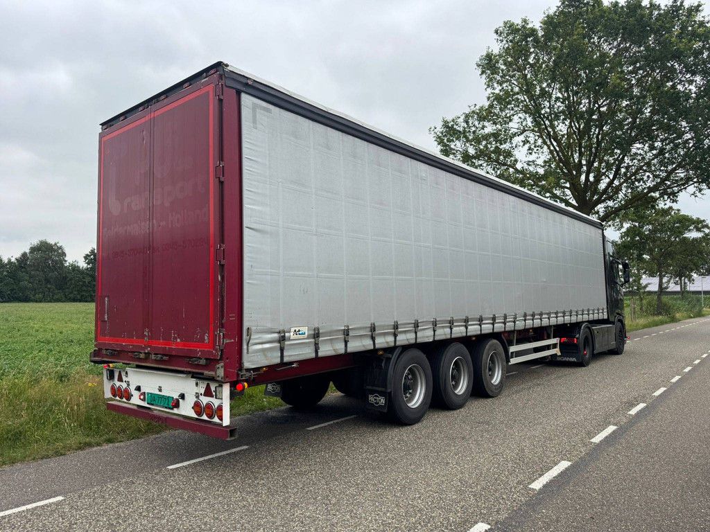 Curtain-sided semi-trailer Pacton TXD.3 2011