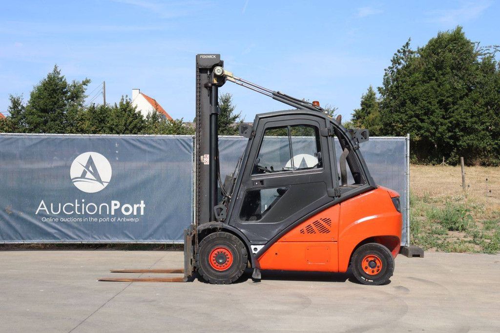 Forklift Linde H30D Diesel 3000kg 7m 2007