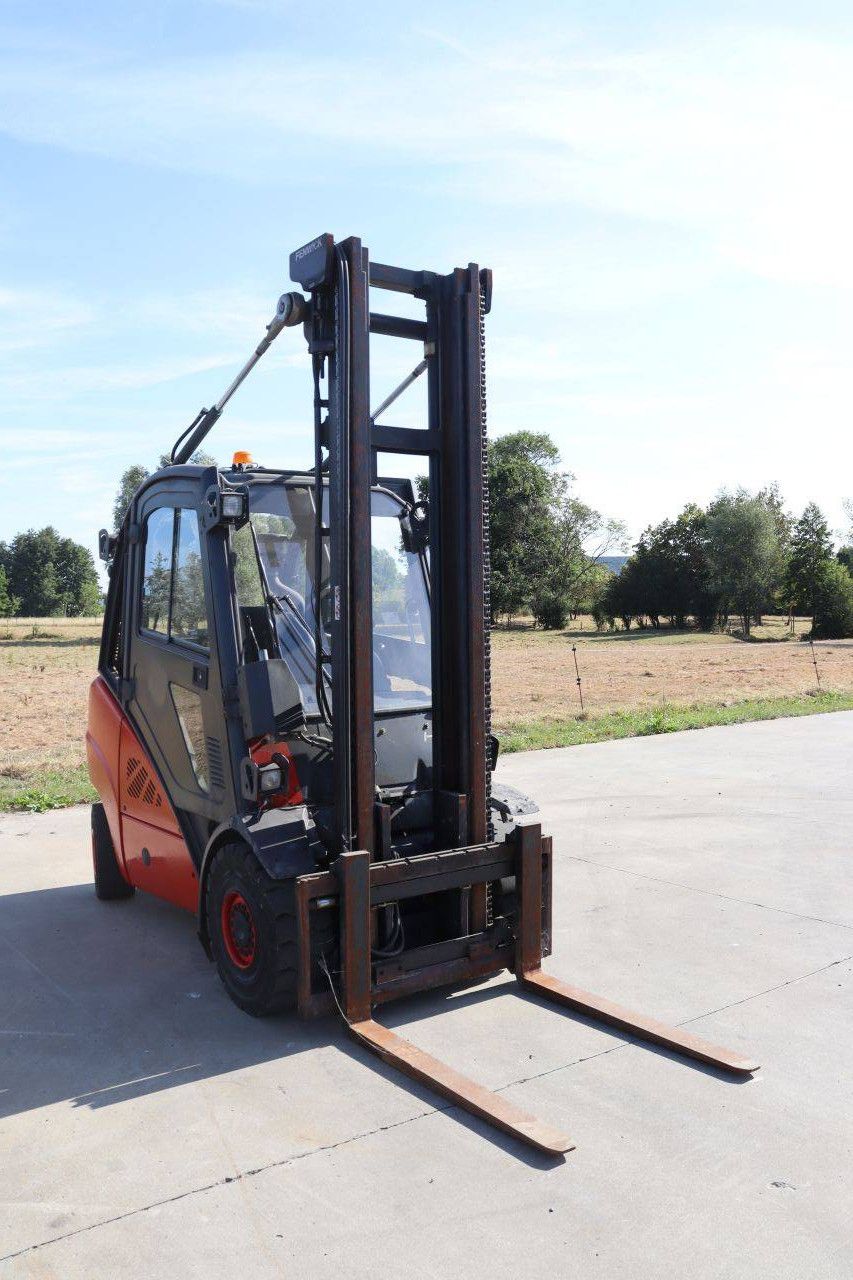 Forklift Linde H30D Diesel 3000kg 7m 2007