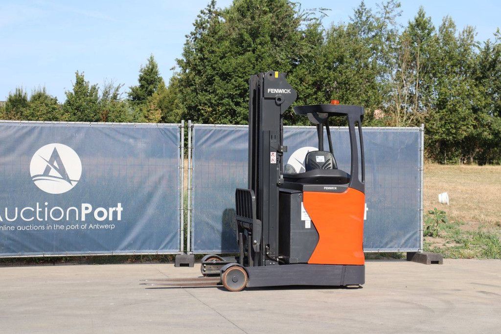Linde R14-01 Electric Reach Truck 1400kg 8.6m 2021