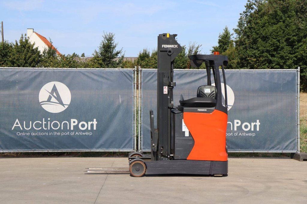 Linde R14-01 Electric Reach Truck 1400kg 8.6m 2021