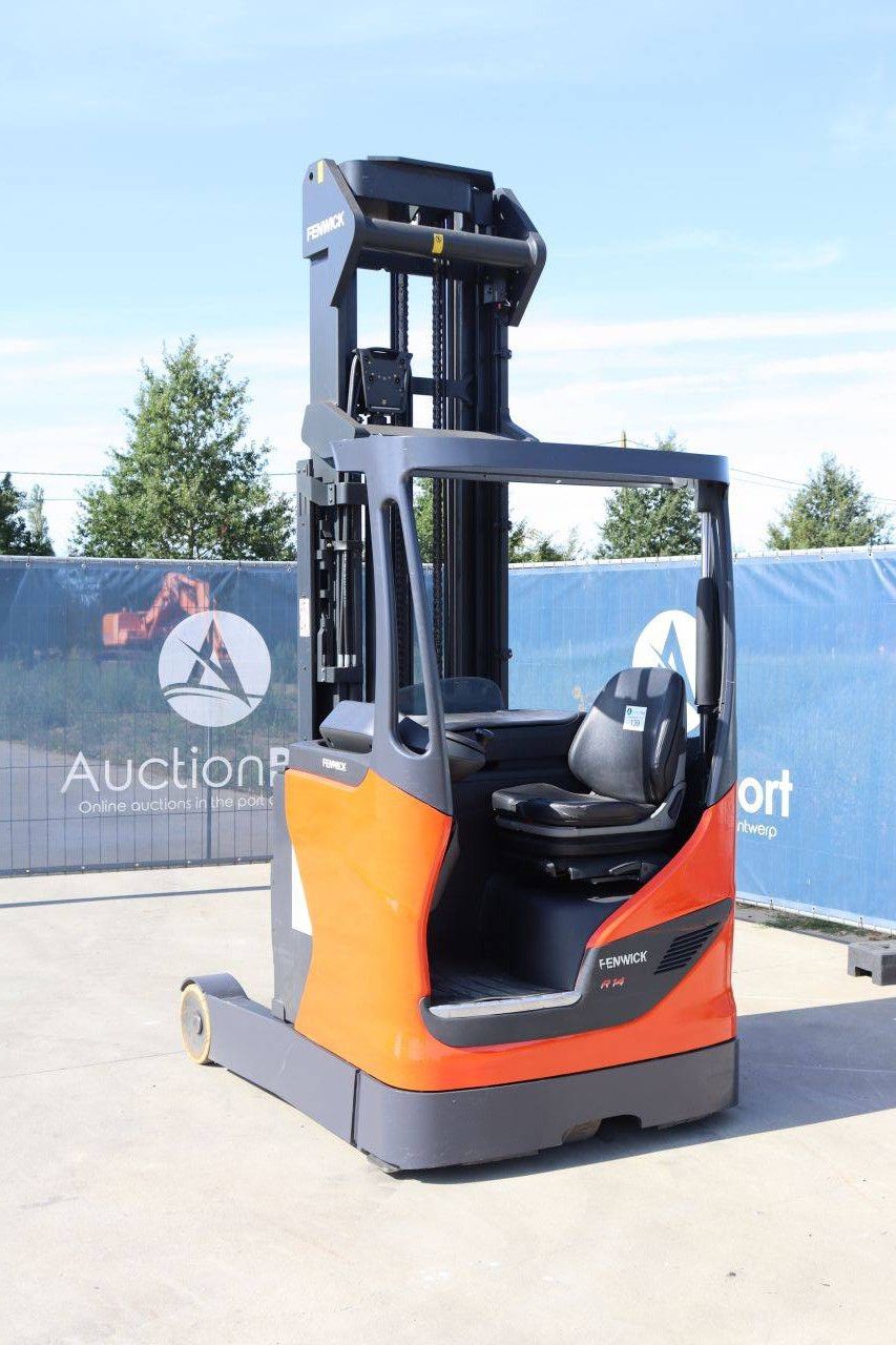 Linde R14-01 Electric Reach Truck 1400kg 8.6m 2019