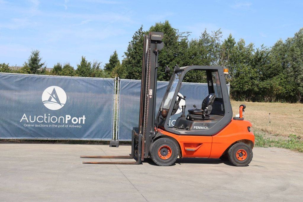 Linde H30D-03 Diesel Forklift 3000kg 4.5m 2001