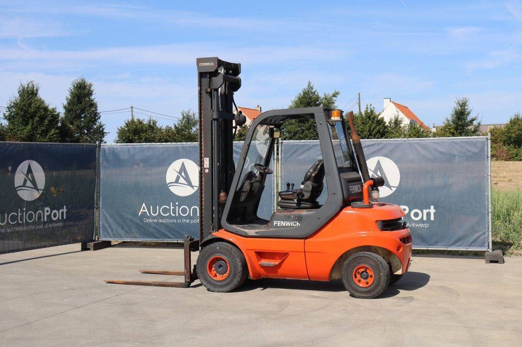 Linde H30D-03 Diesel Forklift 3000kg 4.5m 2001