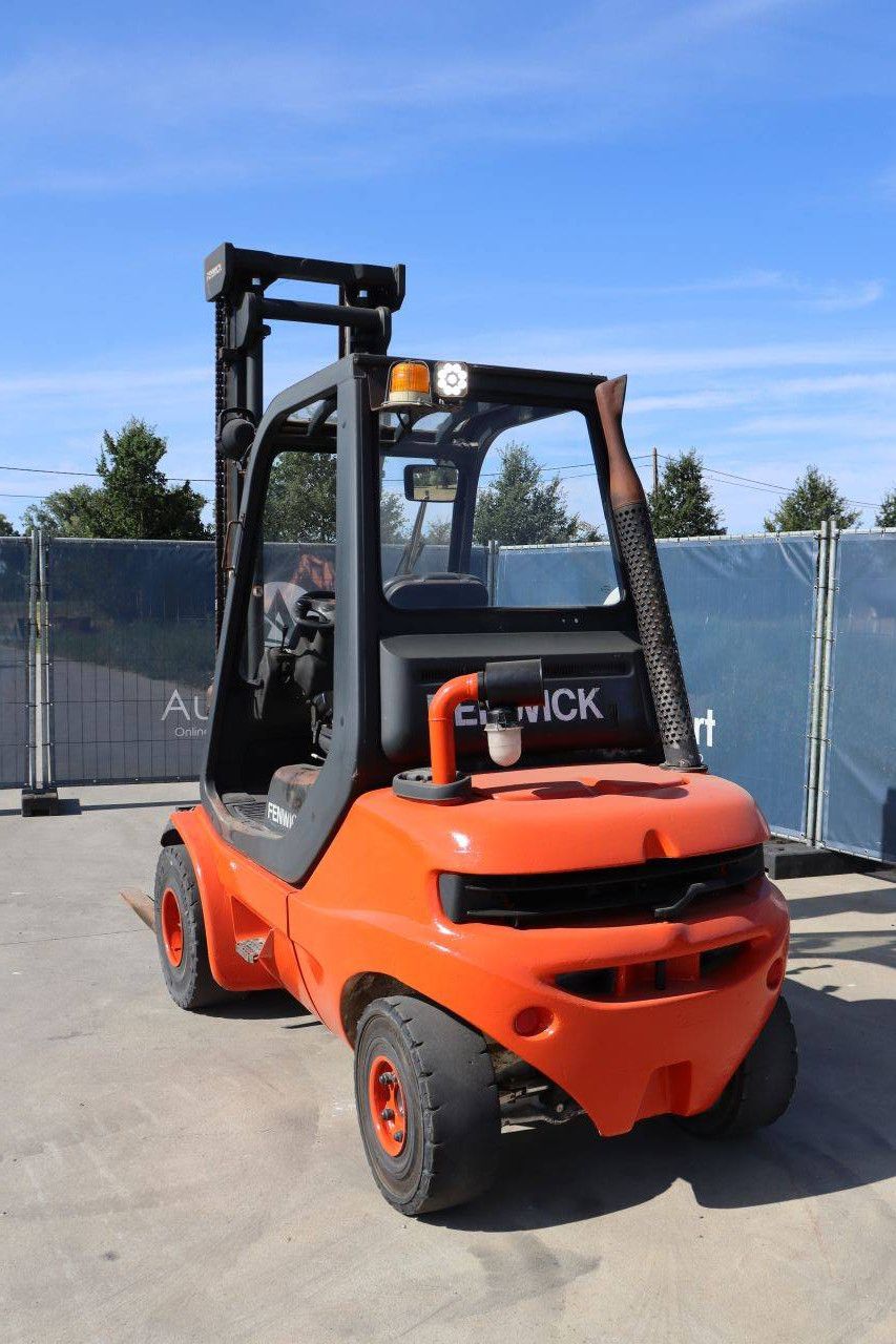 Linde H30D-03 Diesel Forklift 3000kg 4.5m 2001
