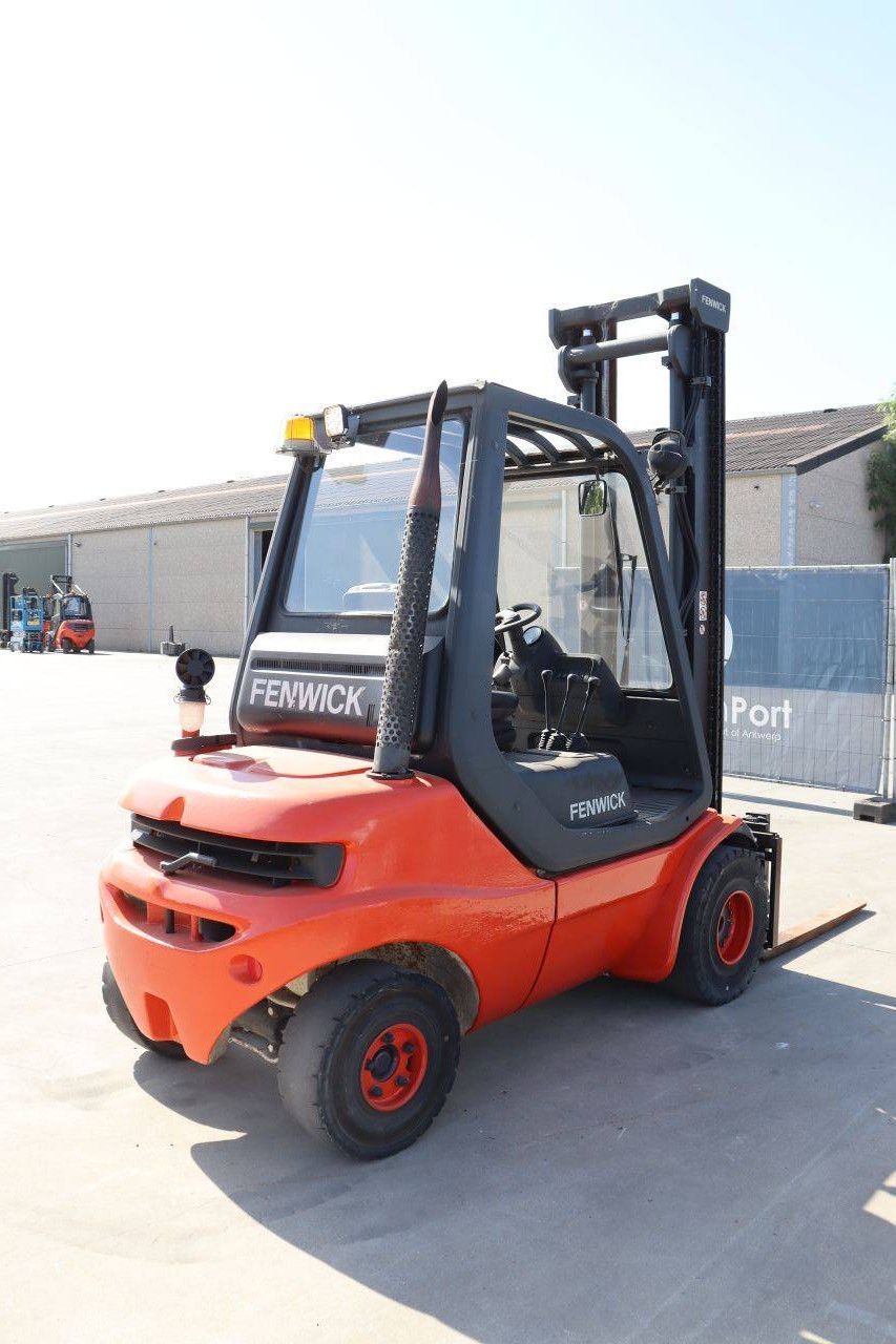 Linde H30D-03 Diesel Forklift 3000kg 4.5m 2001