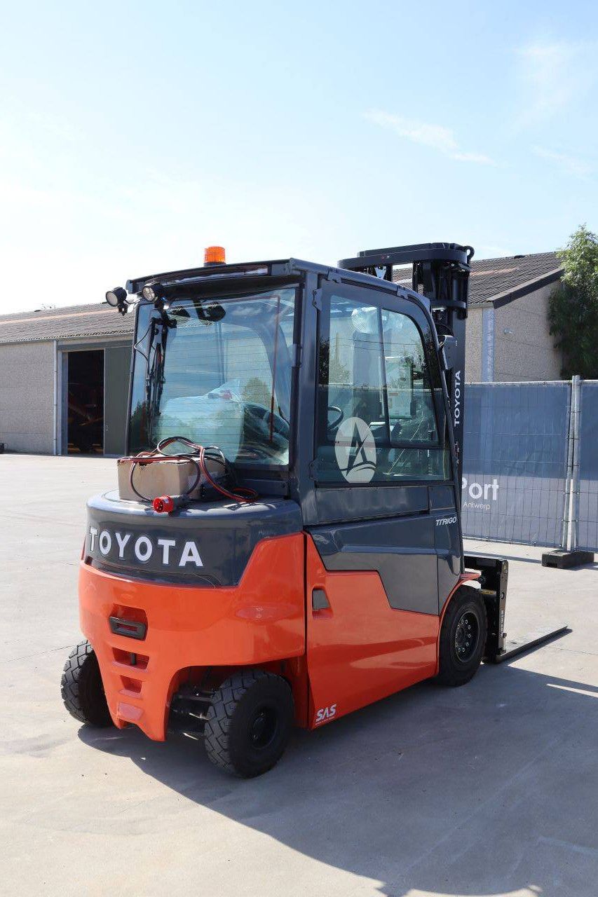 Toyota 9FBM30T Electric Forklift 3000kg 5.5m 2024 New
