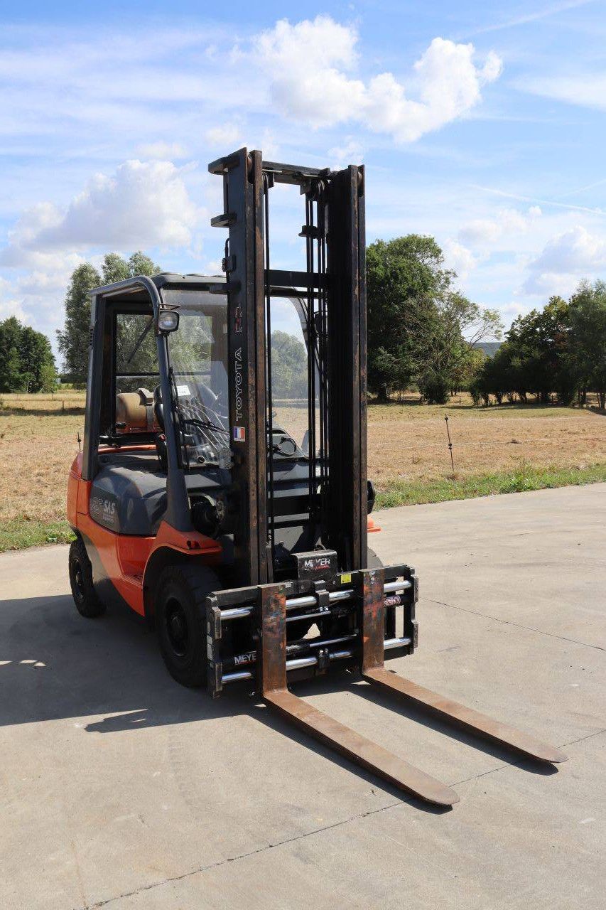 Forklift Toyota 42-7FGF25 LPG 2500kg 4.0m 2007