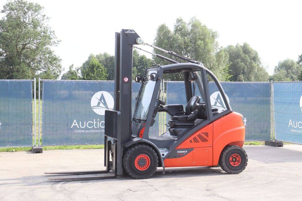 Gabelstapler Fenwick-Linde H30D-02 Diesel 3000 kg 4,6 m 2013