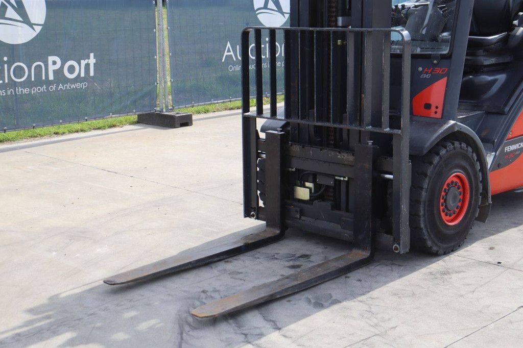 Gabelstapler Fenwick-Linde H30D-02 Diesel 3000 kg 4,6 m 2013