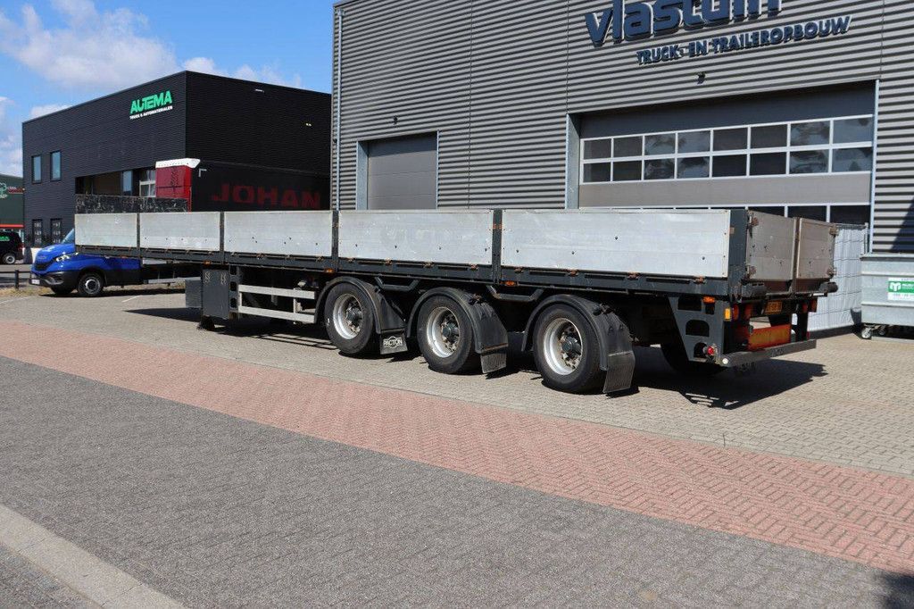 Flatbed Semi-trailer Pacton TGD.340 2010